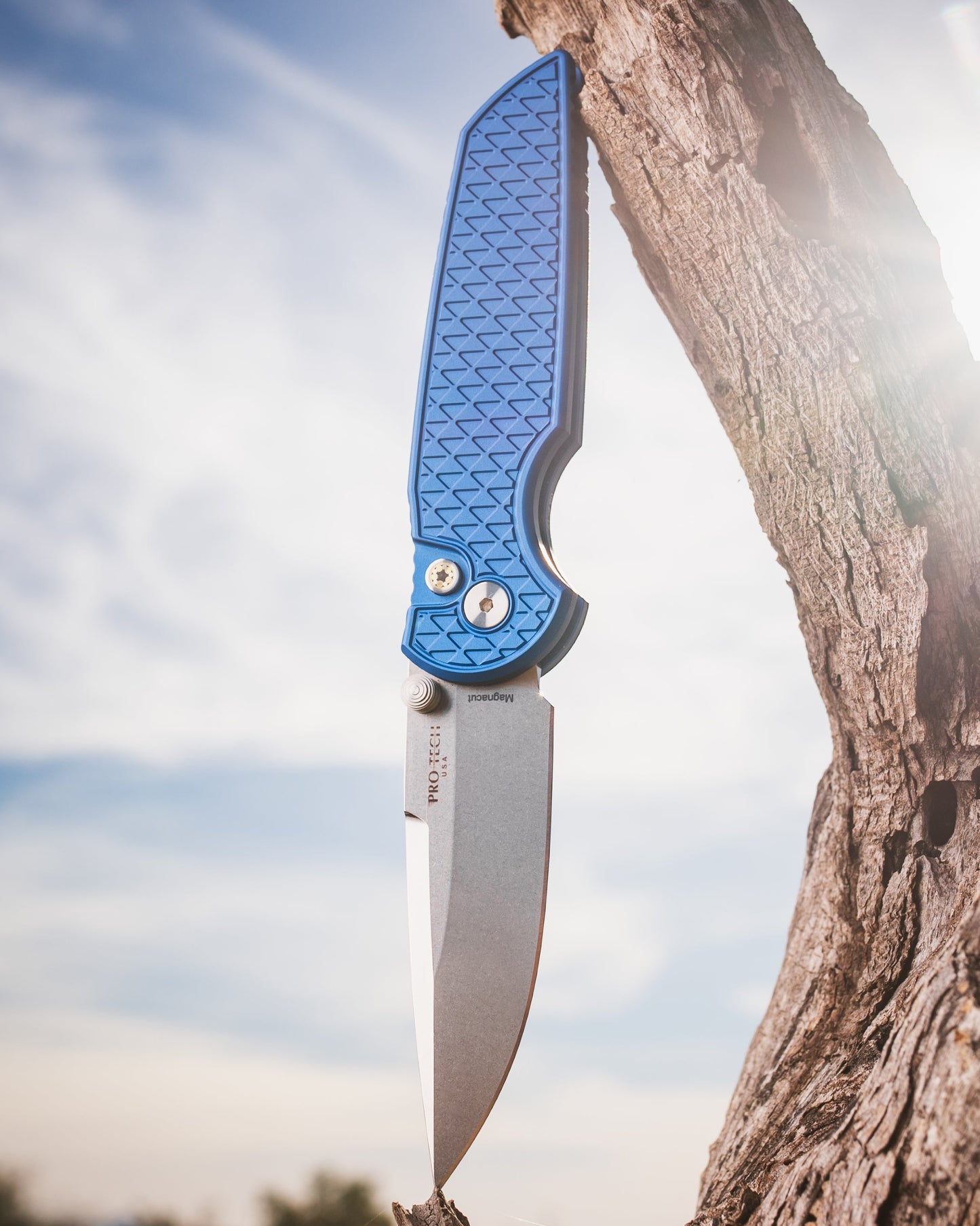 Pro-Tech-Pro-Tech BST26.INT.1 TR-3 INTEGRITY Manual - Relic Textured Blue Handle - Stonewash Magnacut Blade - Mosaic Pin Lone Star Button /90-1-Urban Cutlery