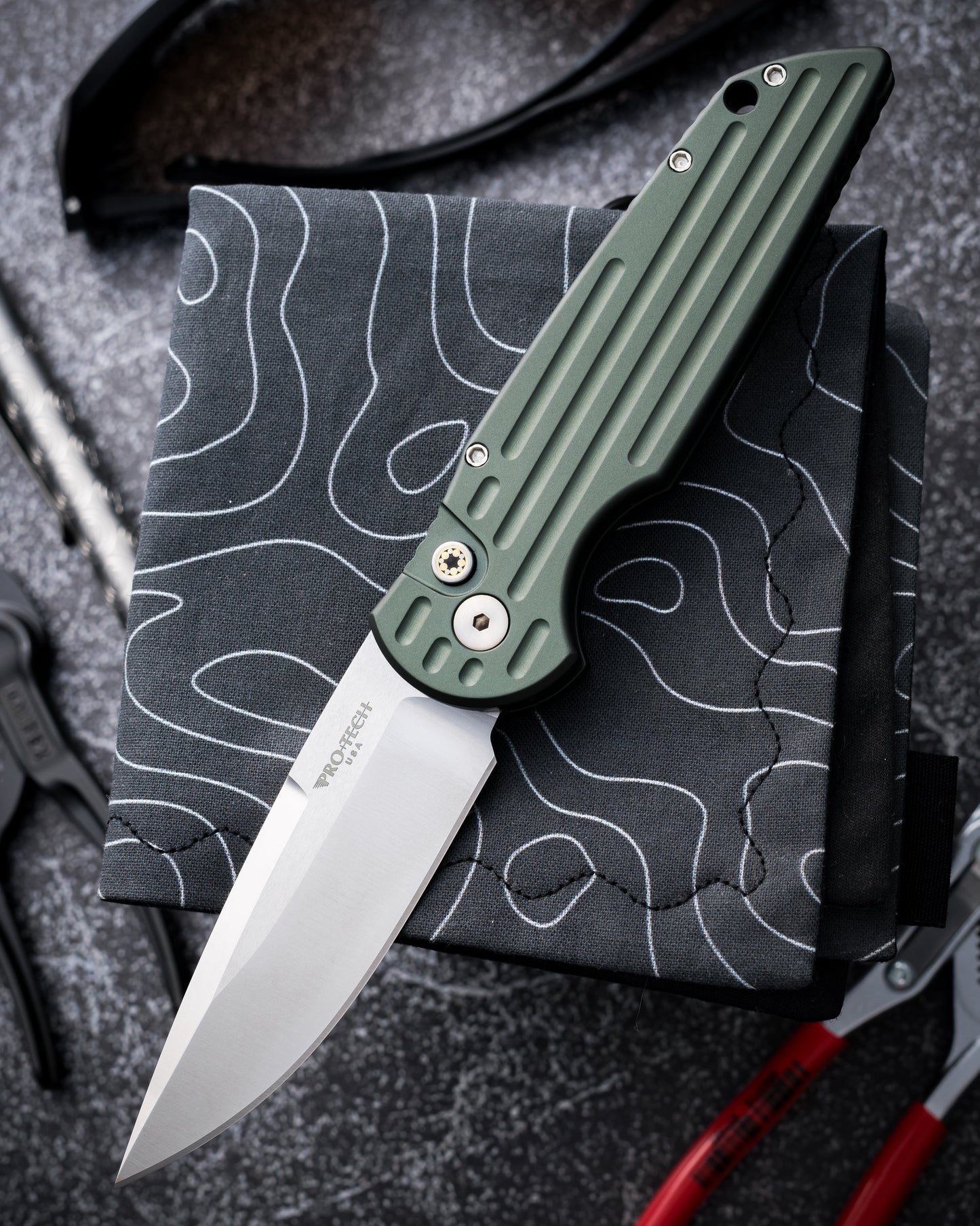 Pro-Tech-Pro-Tech BST26.TR3.2 Blade Show Texas 2026 Exclusive TR-3 Tactical Response AUTO - Green w/ Groove Texture Handle - Stonewash 154cm Blade - Mosaic Button - Satin Hardware /60-1-Urban Cutlery