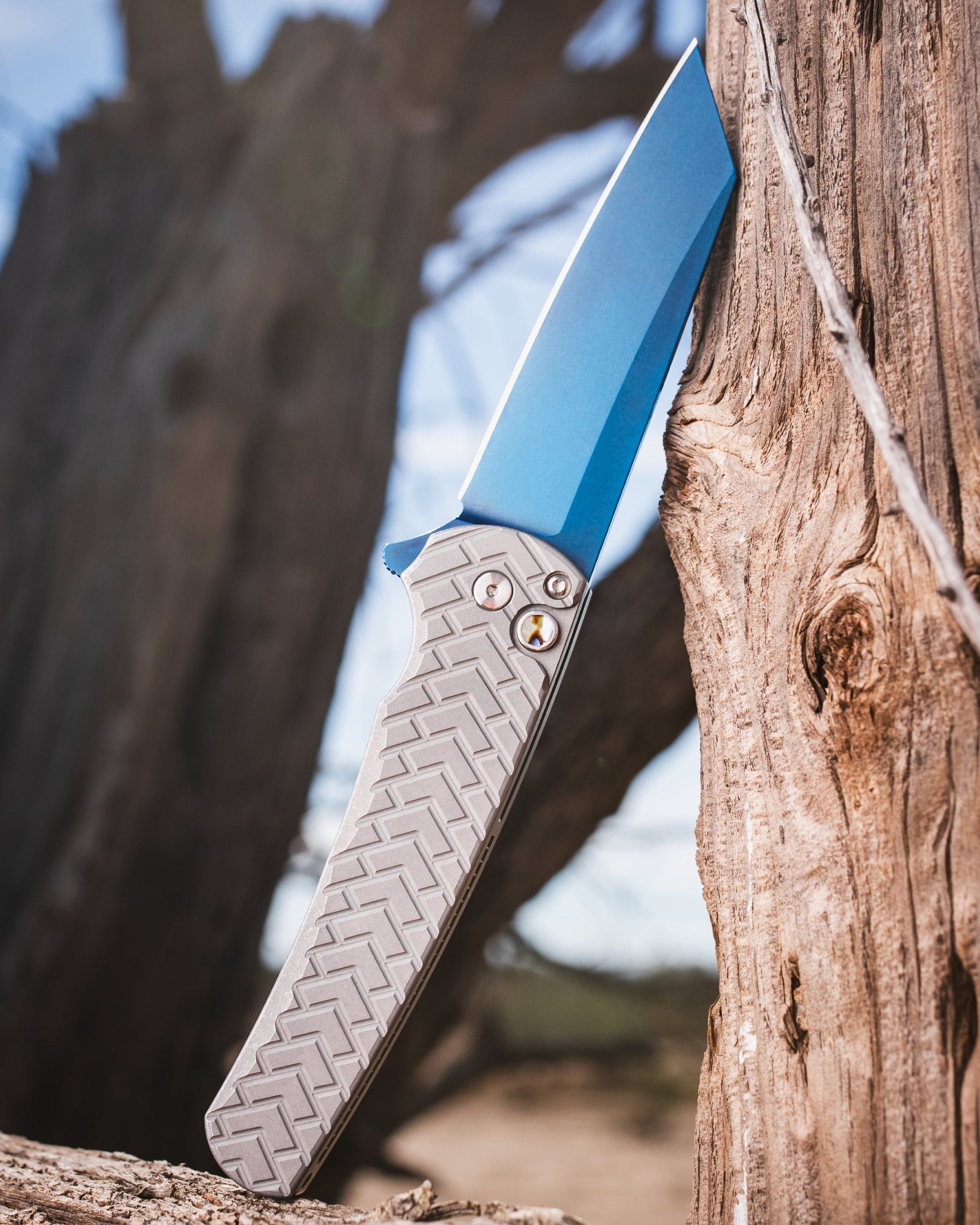 Pro-Tech-Pro-Tech Custom Malibu (2026 Malibu Custom 002) Blade Show Texas 2026 Exclusive Malibu - Stonewashed "Tread" Textured 17-4 Heat Treated Steel Handle - Sapphire Blue Magnacut Reverse Tanto Blade - Abalone Button - Satin Hardware /40-1-Urban Cutlery