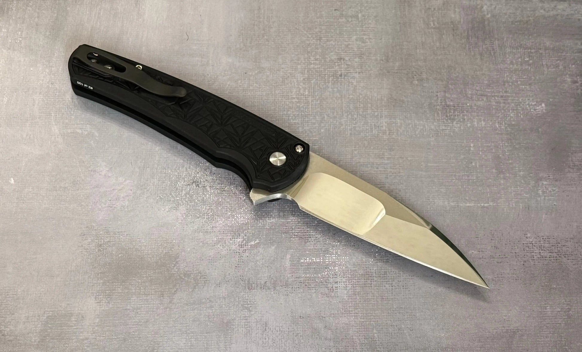 Pro-Tech-Pro-Tech Custom Malibu Nexus (2024 Malibu Custom 001) - 25 Year Anniversary Pattern Milled Handle - Mike Irie Compound Hand Ground Mirror Polish Wharncliffe Blade - Black Pearl Inlaid Push Button - Black DLC Titanium Clip /100-2-Urban Cutlery