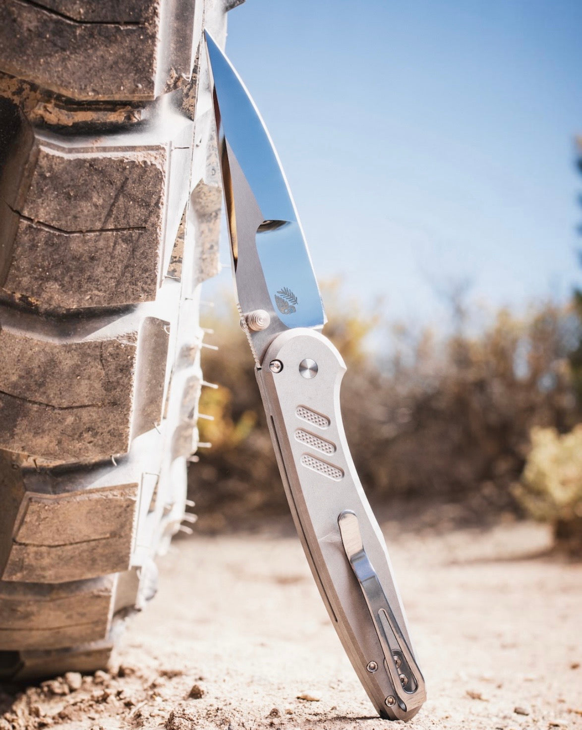Pro-Tech-Pro-Tech Duke x Peace Neighbor Blade Show West 2026 Exclusive Custom Avalon (2026 Avalon Custom 001) - Knurled 17-4 Heat Treated Steel Handle - Mirror Polished Mike Irie Compound Ground 154CM Blade - Black Lip Pearl Button - Satin Thumb Studs /50-7-Urban Cutlery