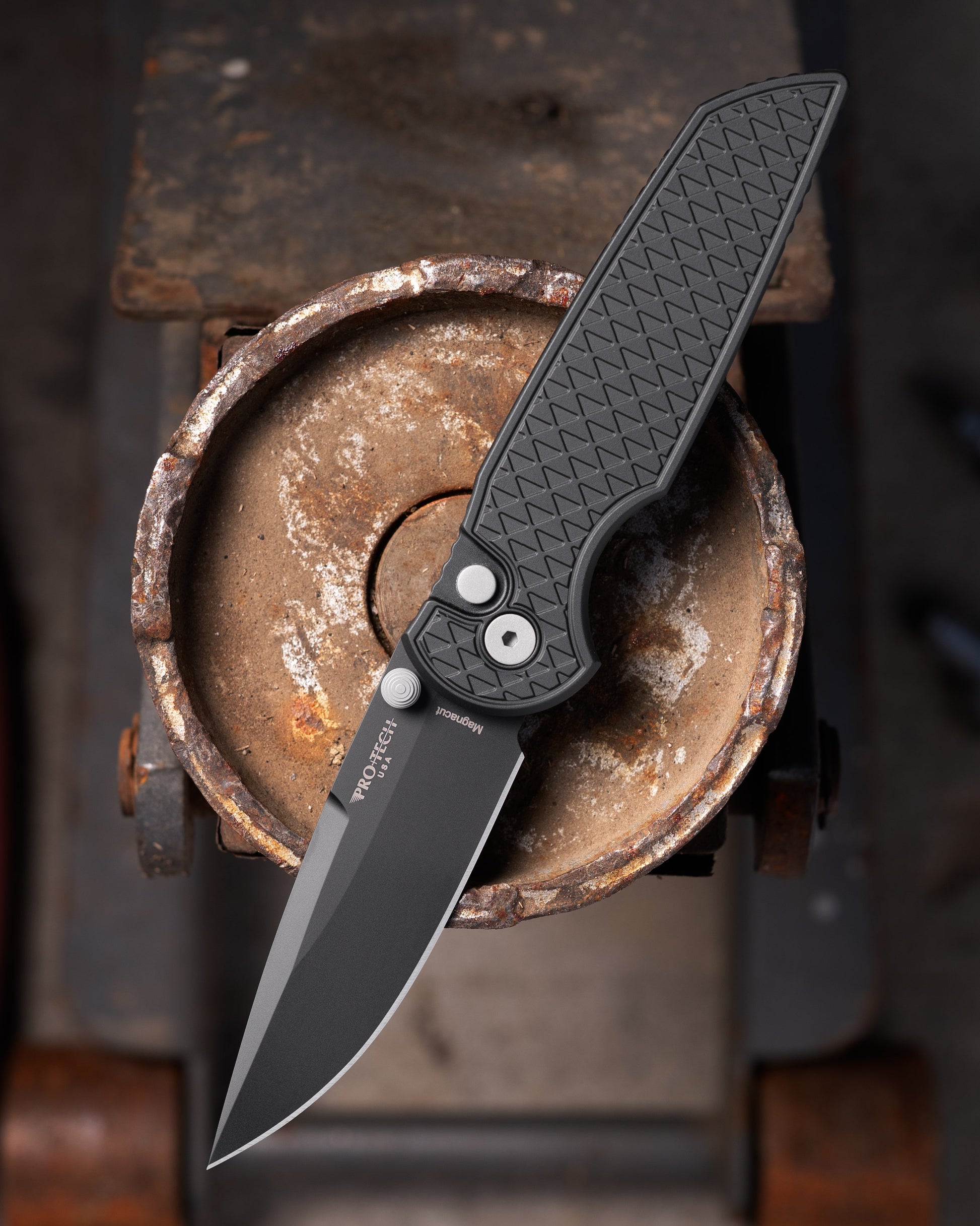 Pro-Tech-Pro-Tech INT106 TR-3 INTEGRITY Manual - Relic Textured Black Handle - DLC Black Magnacut Blade - Black Wide Deep Carry Clip-1-Urban Cutlery