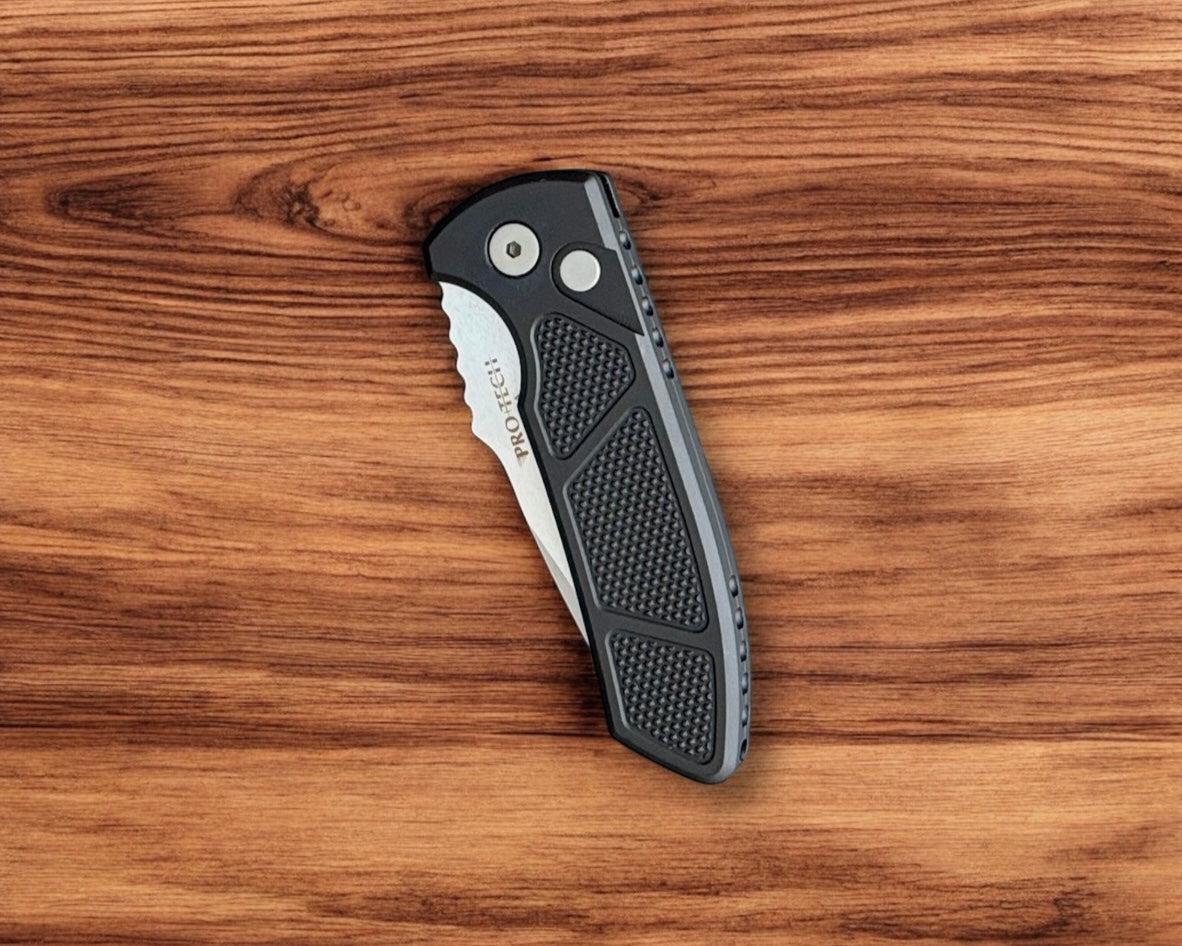 Pro-Tech-Pro-Tech Les George LG405 SBR AUTO - Machined Texture Black Handle - s35vn Blade - Blasted Hardware-4-Urban Cutlery