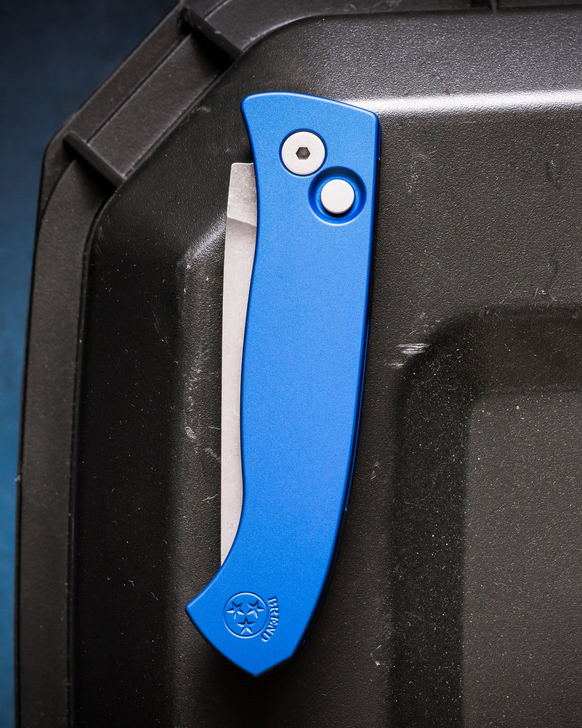 Pro-Tech-Pro-Tech WB1101.AW.Blue Brend Classic Auto - Blue Handles - Acid Washed Magnacut Blade - Blasted Hardware-2-Urban Cutlery