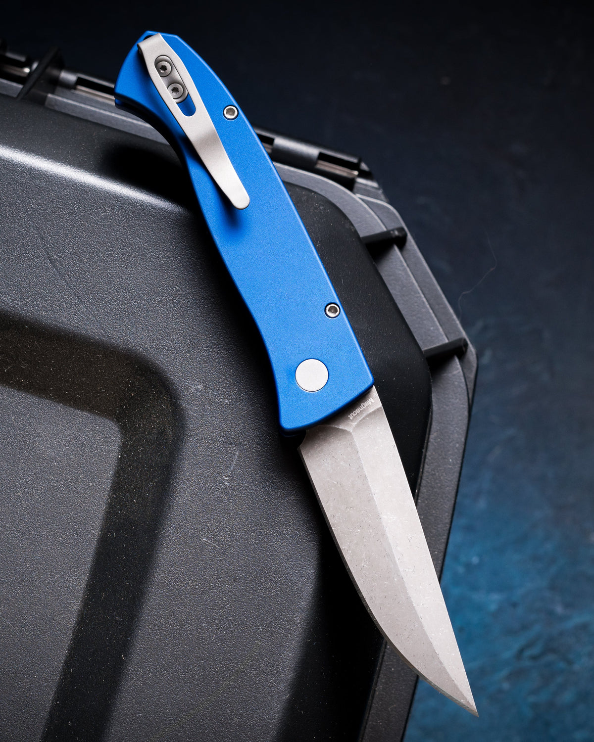 Pro-Tech-Pro-Tech WB1101.AW.Blue Brend Classic Auto - Blue Handles - Acid Washed Magnacut Blade - Blasted Hardware-3-Urban Cutlery