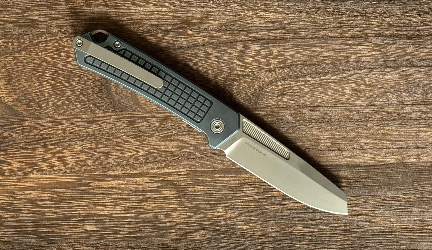 Richard Rogers Knives-Richard Rogers - X-Mid - Blue frame-2-Urban Cutlery