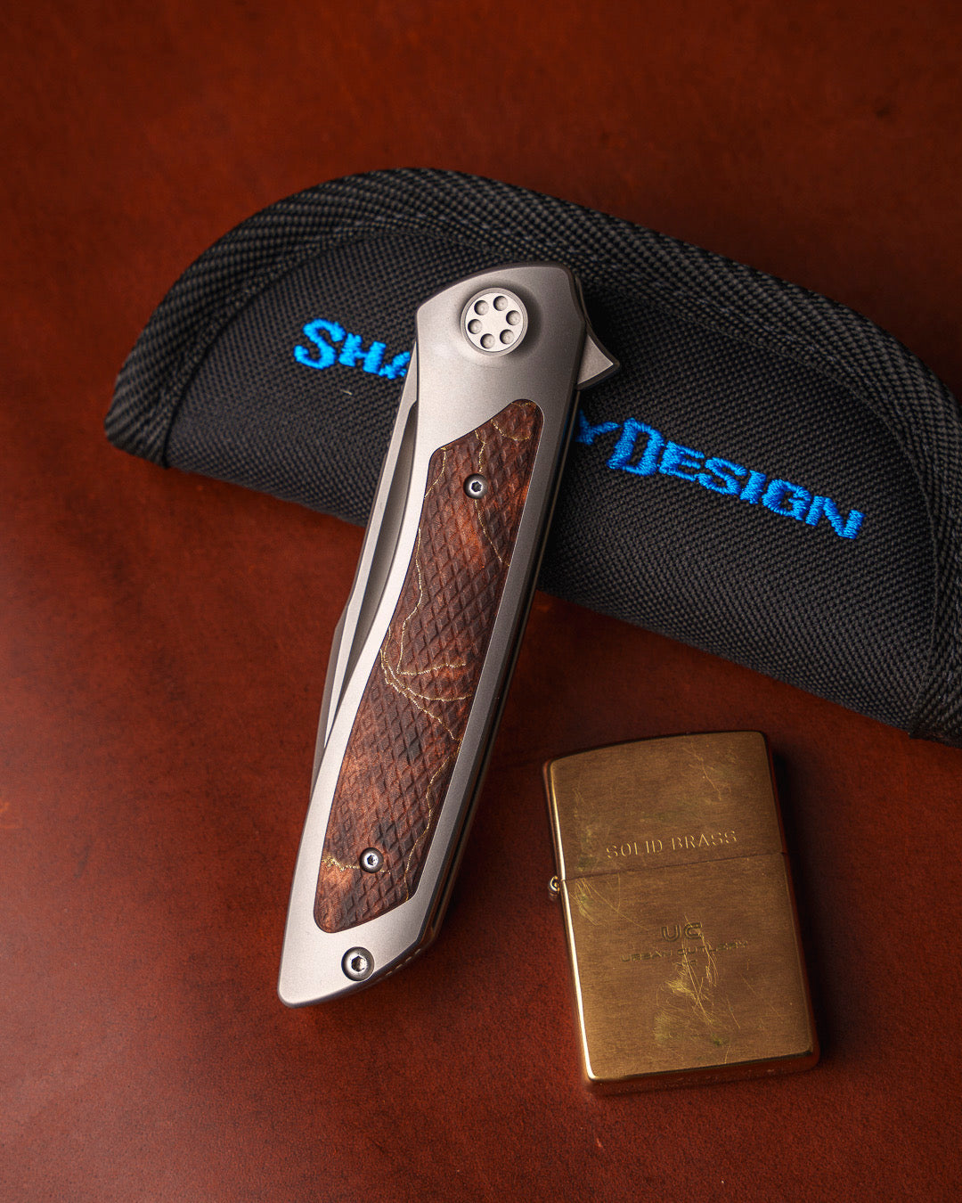 Sharp by Design-Sharp by Design T10 – Brown VC Copper Net Infused Inlay Handles - Etched Blade-3-Urban Cutlery