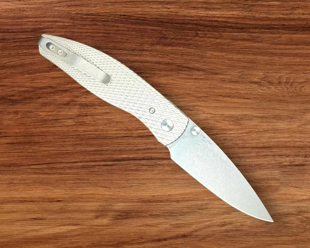 Three Rivers Mfg.-Three Rivers Mfg. (TRM) Atom - 3D Contoured Titanium LIZARD SKIN Handles - 20CV Blade-3-Urban Cutlery