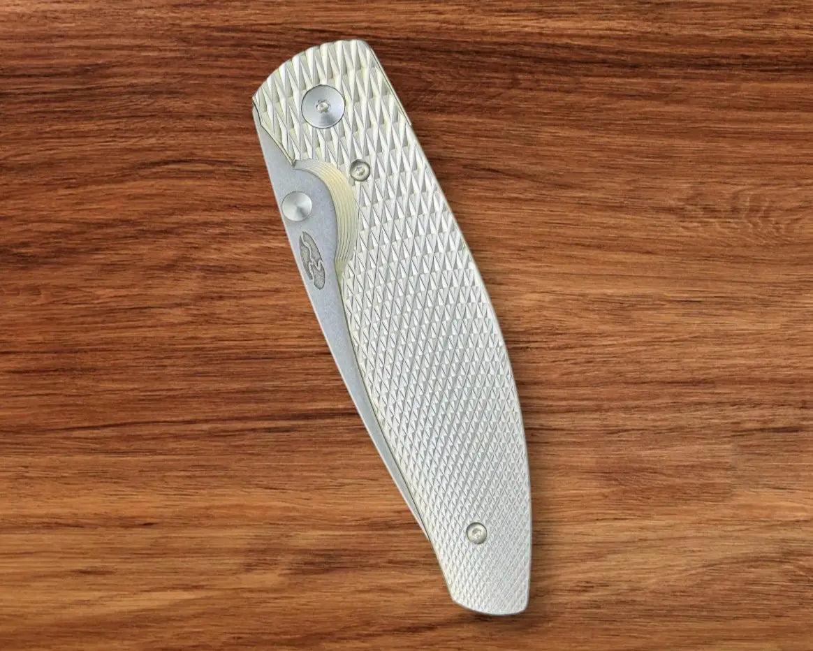 Three Rivers Mfg.-Three Rivers Mfg. (TRM) Atom - 3D Contoured Titanium LIZARD SKIN Handles - 20CV Blade-4-Urban Cutlery