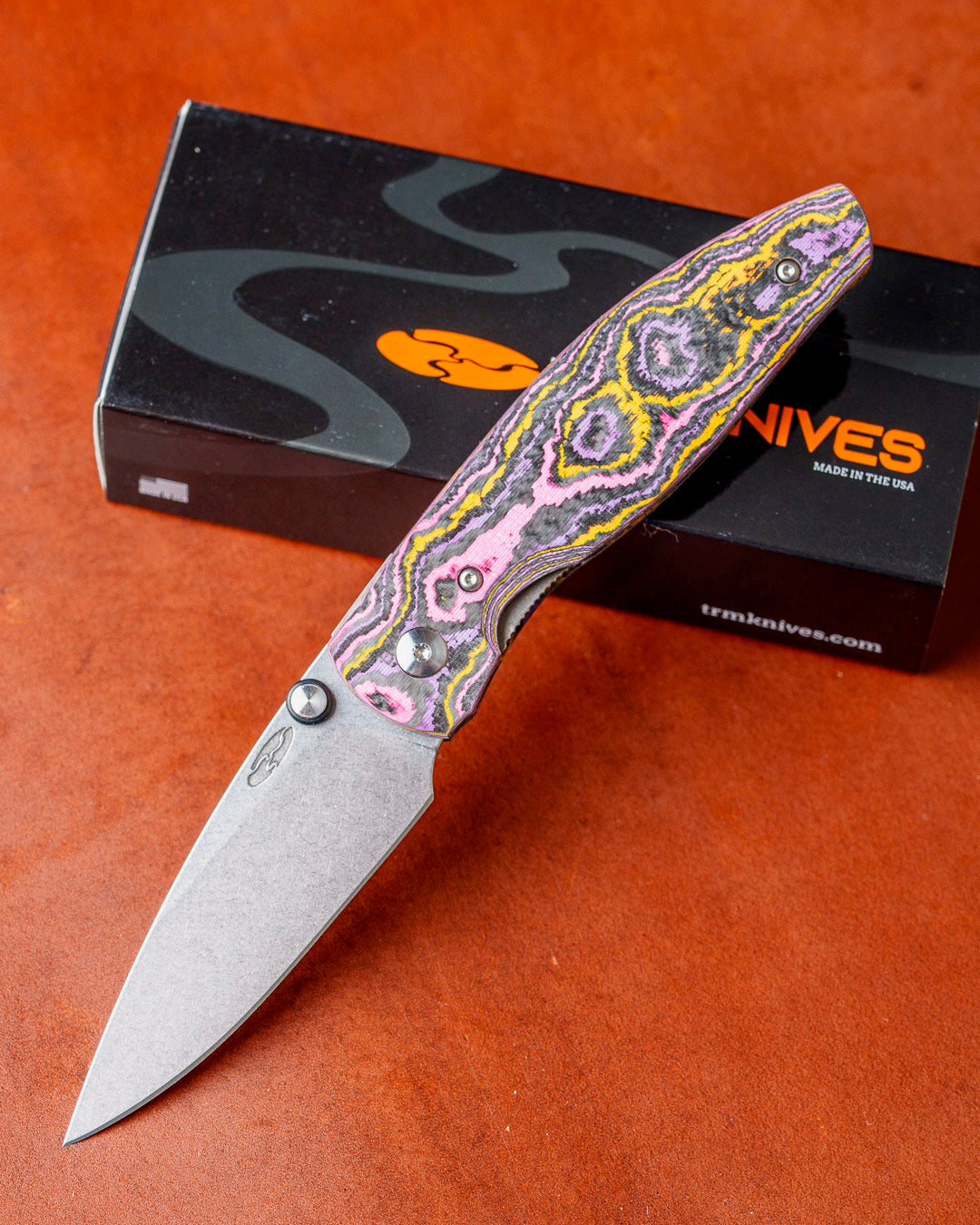 Three Rivers Mfg.-Three Rivers Mfg. (TRM) Atom - Pop CAMO CARBON 3D Contoured SMOOTH Scales - MAGNACUT Blade-1-Urban Cutlery