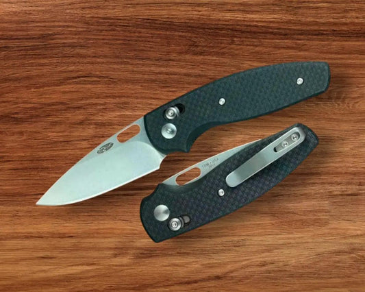 Three Rivers Mfg.-Three Rivers Mfg. (TRM) Bulldog - TEXTURED CARBON FIBER FLAT Handles - 20CV Blade-1-Urban Cutlery