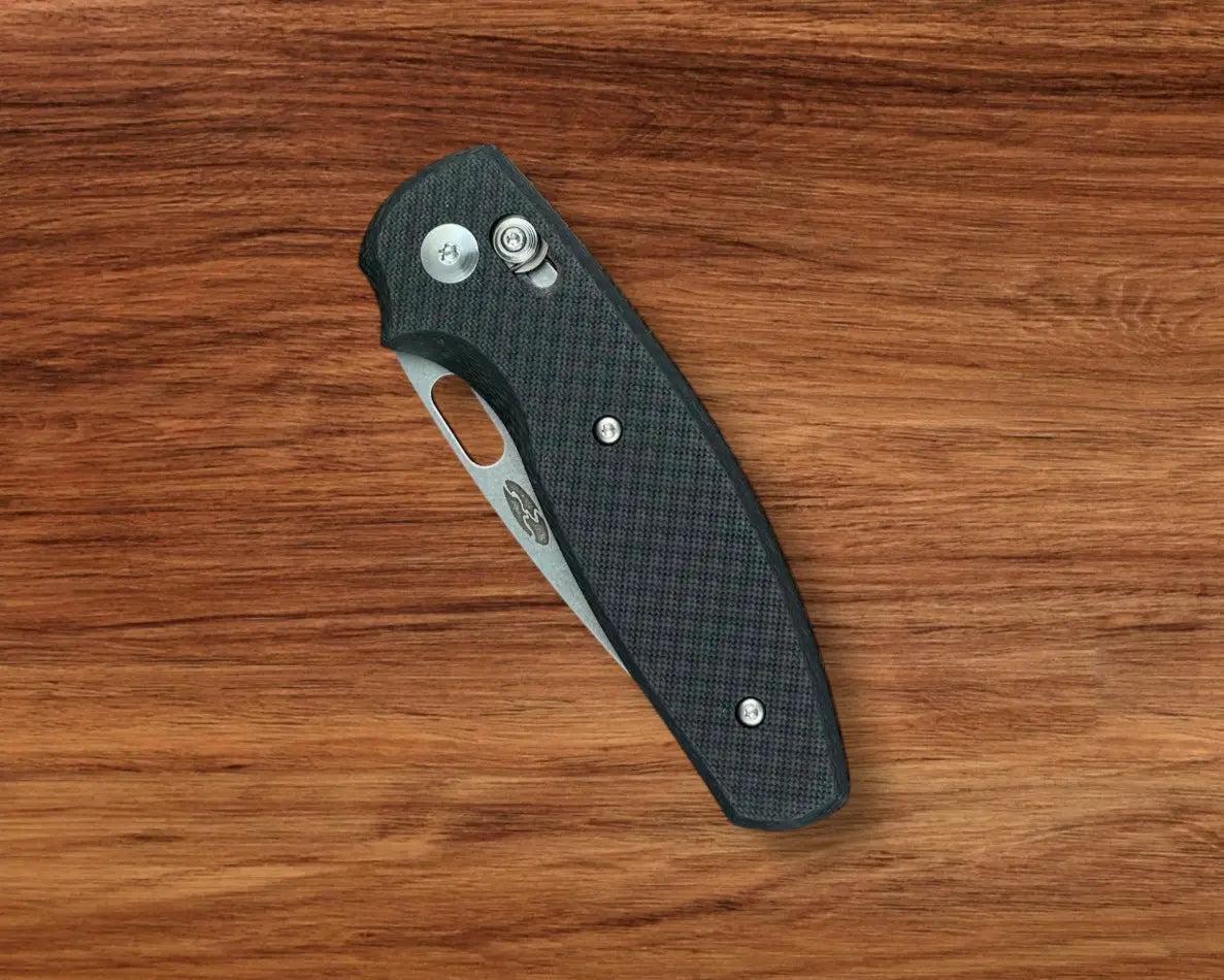 Three Rivers Mfg.-Three Rivers Mfg. (TRM) Bulldog - TEXTURED CARBON FIBER FLAT Handles - 20CV Blade-4-Urban Cutlery