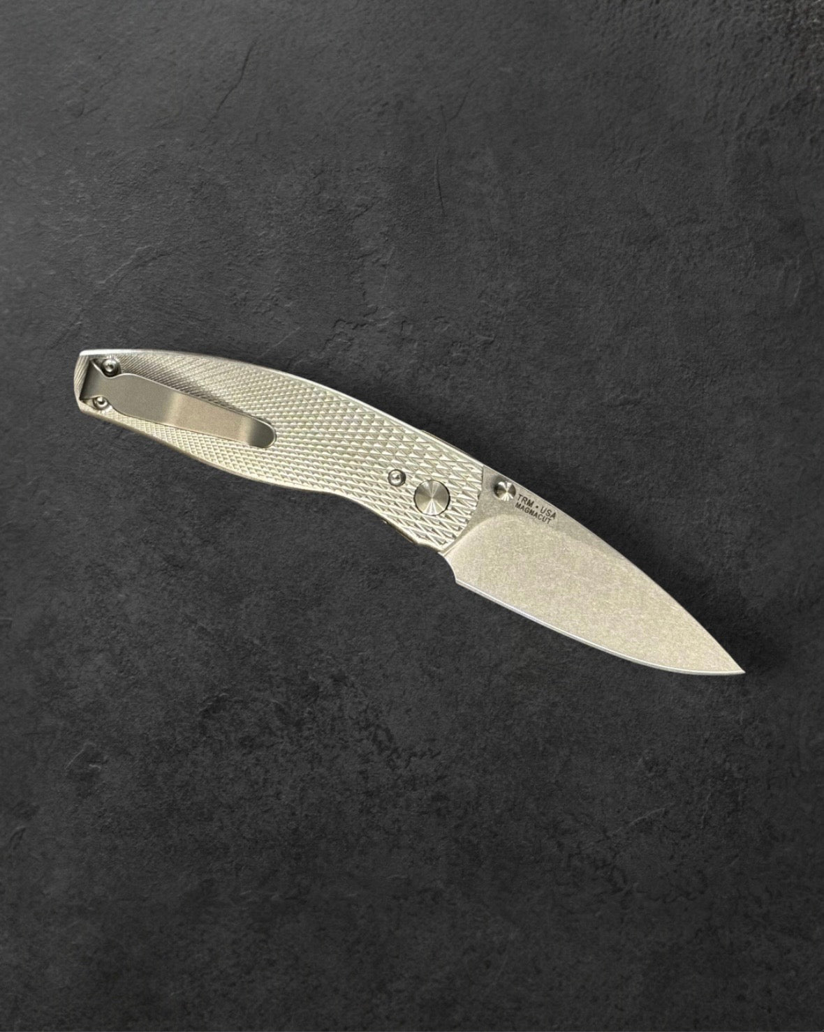 Three Rivers Mfg.-Three Rivers Mfg. (TRM) Neutron 2 - 3D Contoured Titanium Scales LIZARD SKIN - Magnacut Blade-3-Urban Cutlery