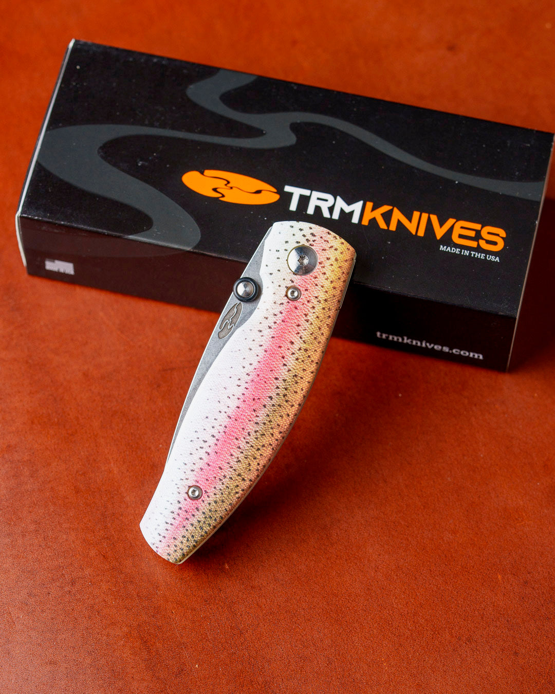 Three Rivers Mfg.-Three Rivers Mfg. (TRM) Neutron 2 - DEALER EXCLUSIVE - RAINBOW TROUT G10 Contoured Handles - MagnaCut Blade - Magnacut Blade-3-Urban Cutlery