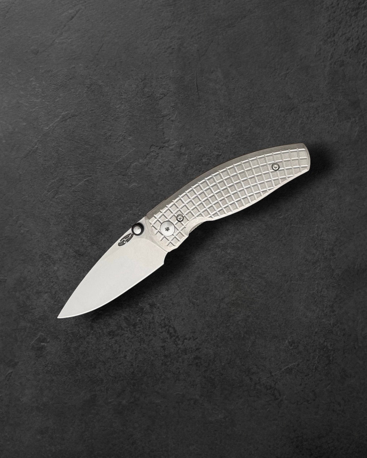 Three Rivers Mfg.-Three Rivers Mfg. (TRM) Neutron 2 - FRAG Titanium Scales - MAGNACUT Blade-2-Urban Cutlery