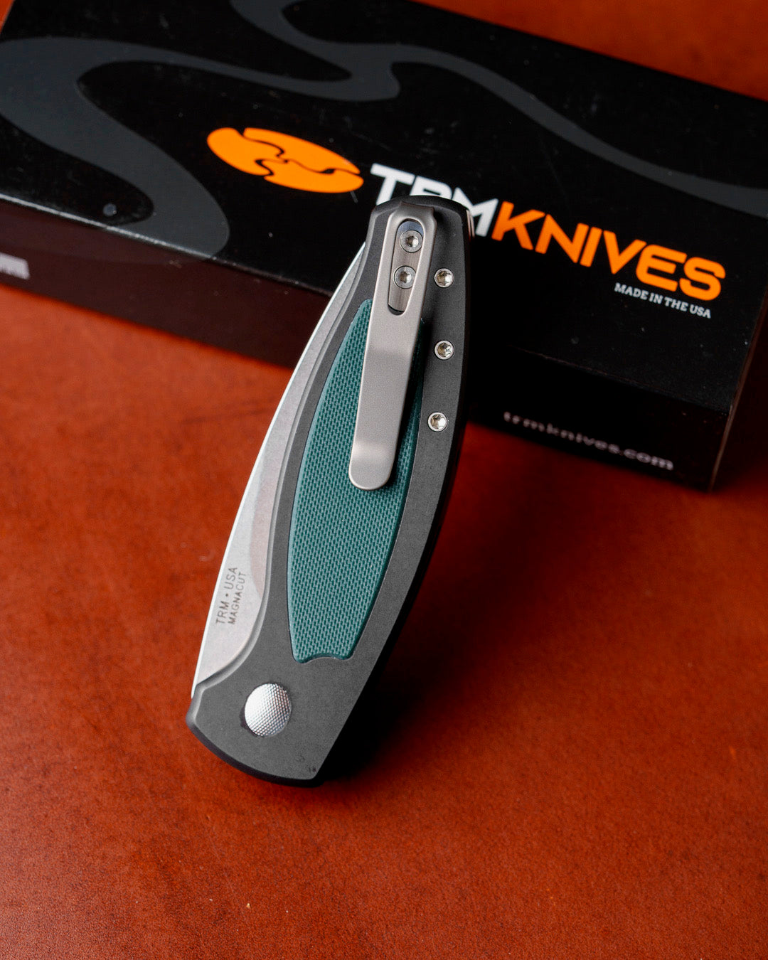 Three Rivers Mfg.-Three Rivers Mfg. (TRM) Pitbull Auto - Aluminum Handles SLEEK w/ Forest Green G10 Inlay - MAGNACUT Blade-4-Urban Cutlery