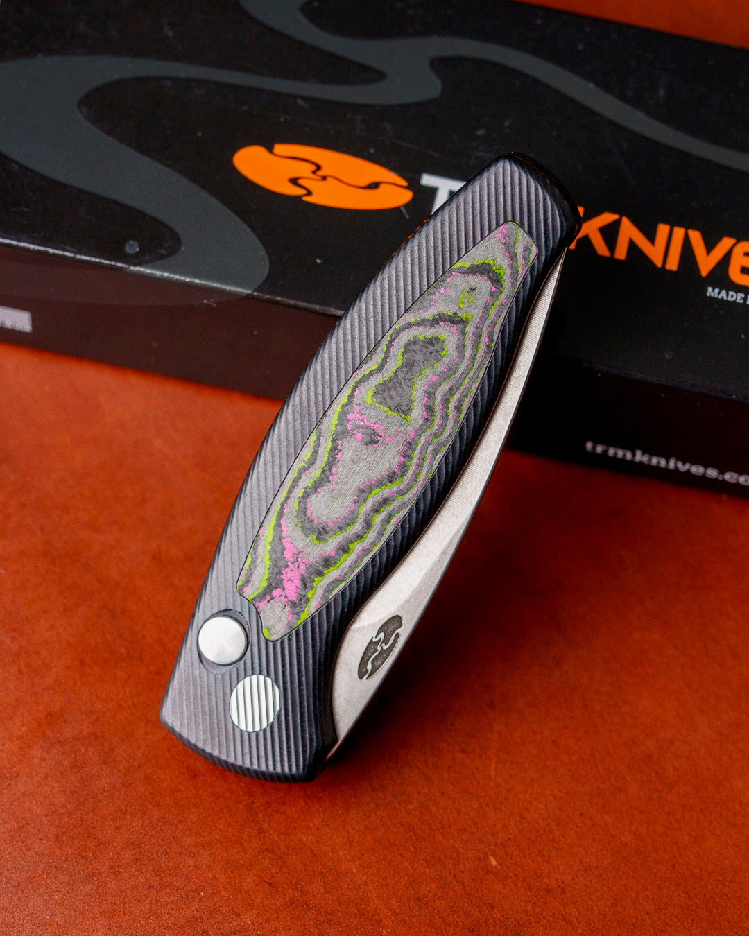 Three Rivers Mfg.-Three Rivers Mfg. (TRM) Pitbull Auto - Hard-Coated Aluminum Handle w/ Watermelon Sugar Camo Carbon Inlay - MAGNACUT Blade-3-Urban Cutlery