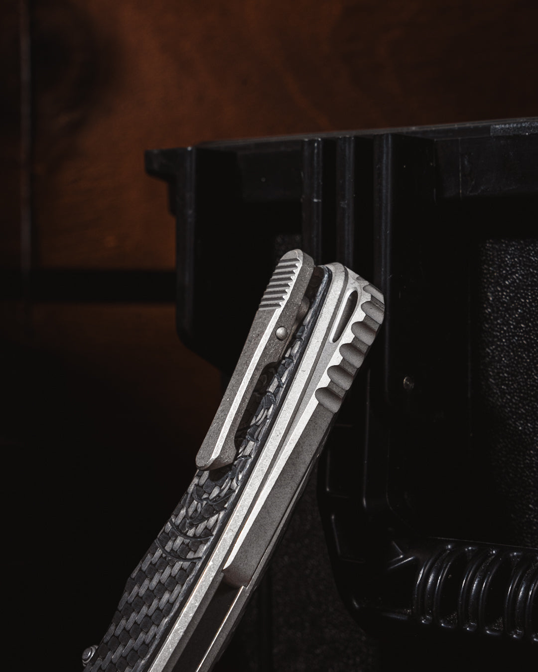 Hawk Knives Talon - Carbon Fiber Handle Inlay - Tumbled M390 Blade