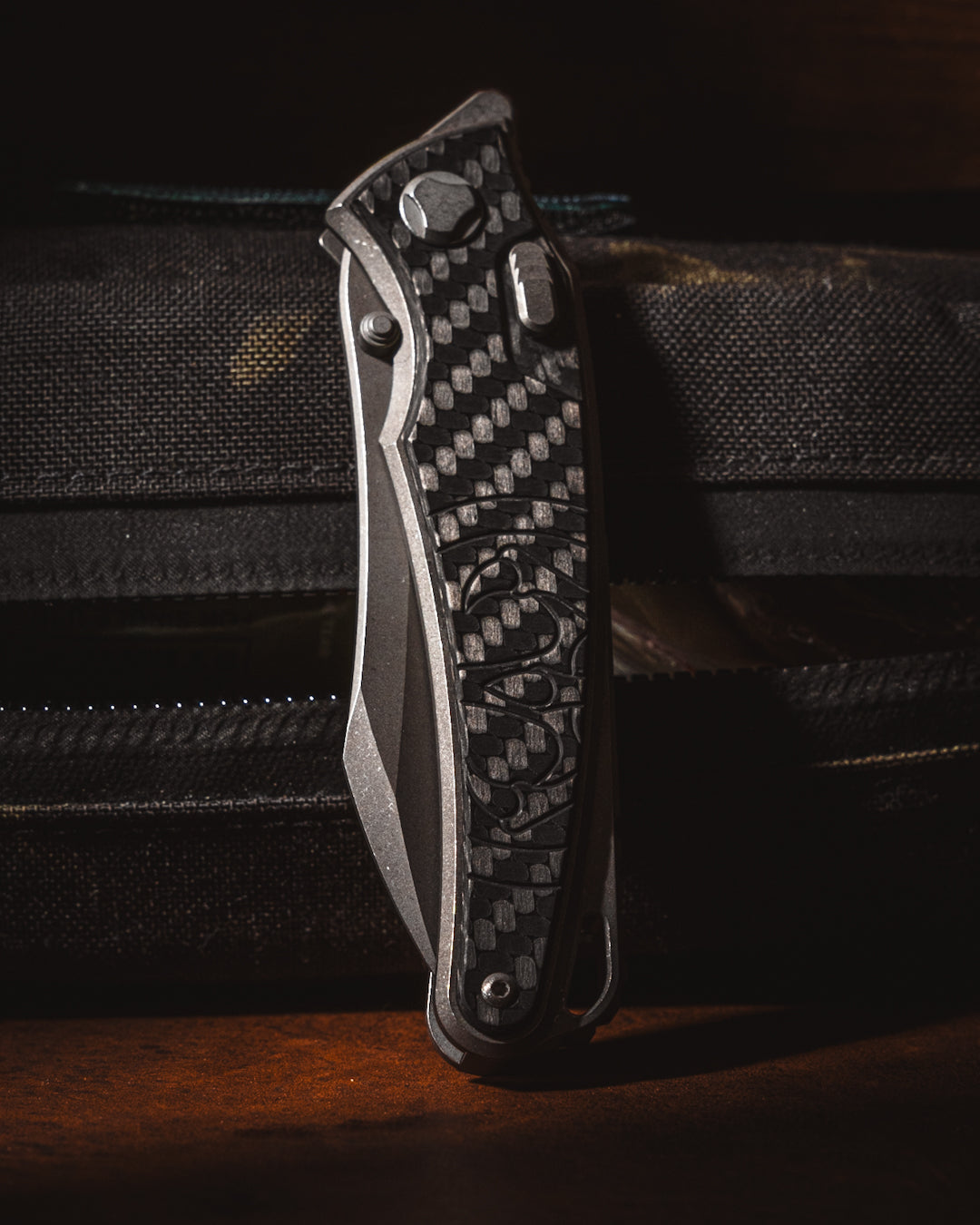 Hawk Knives Talon - Carbon Fiber Handle Inlay - Tumbled M390 Blade