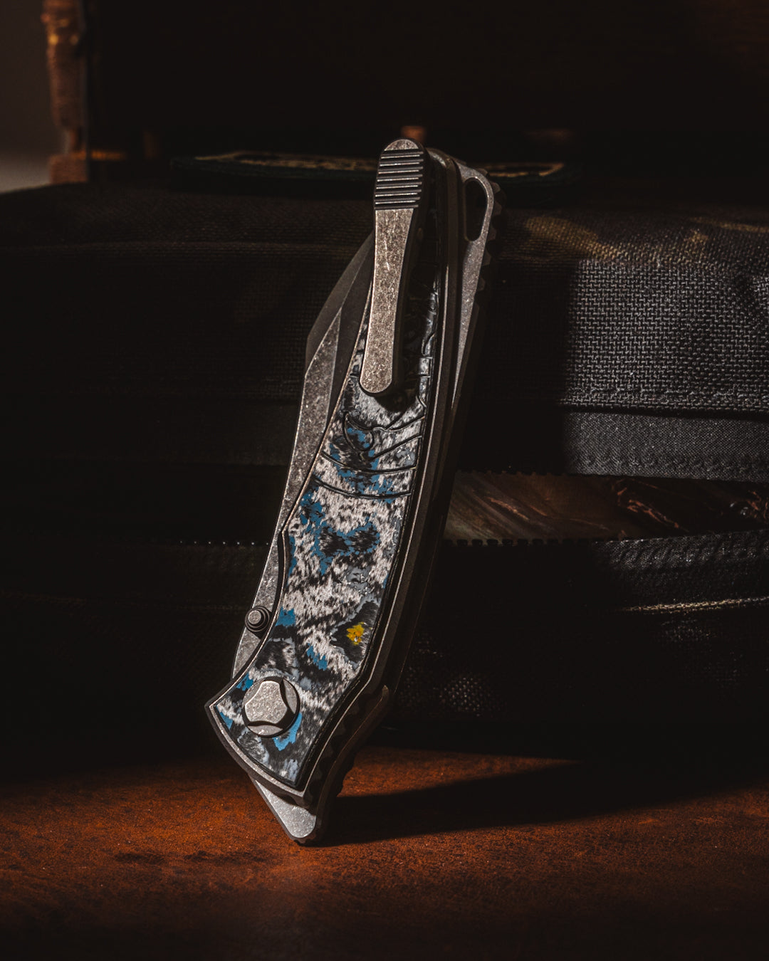 Hawk Knives Talon - Gulf Camo CamoCarbon Handle Inlay - Tumbled M390 Blade