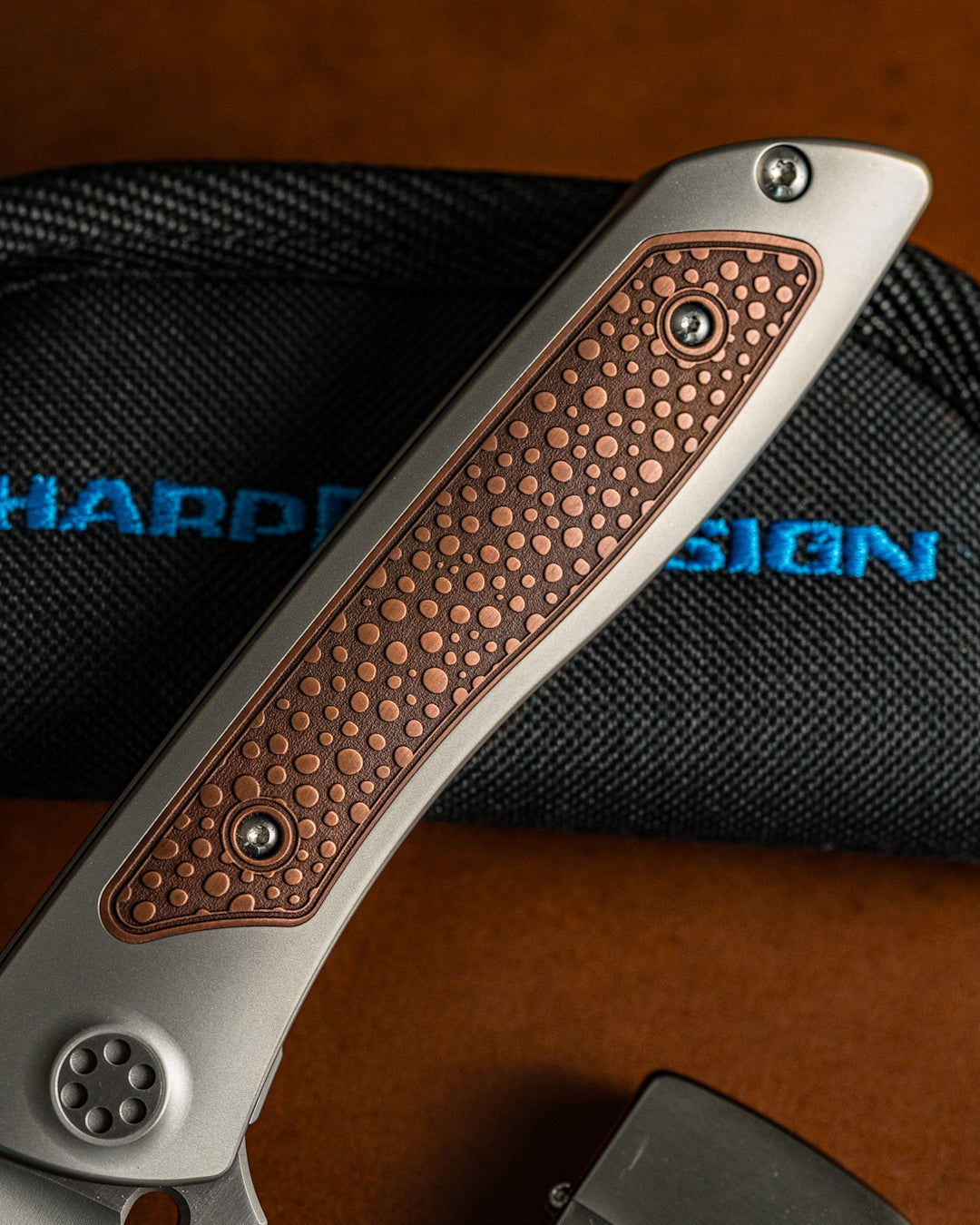 Sharp by Design T10 – Copper Inlay Handles #8 - Etched Blade